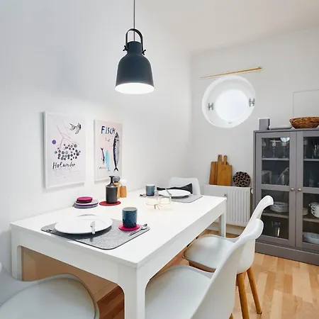 Haus Windjammer Eagle * Laboe